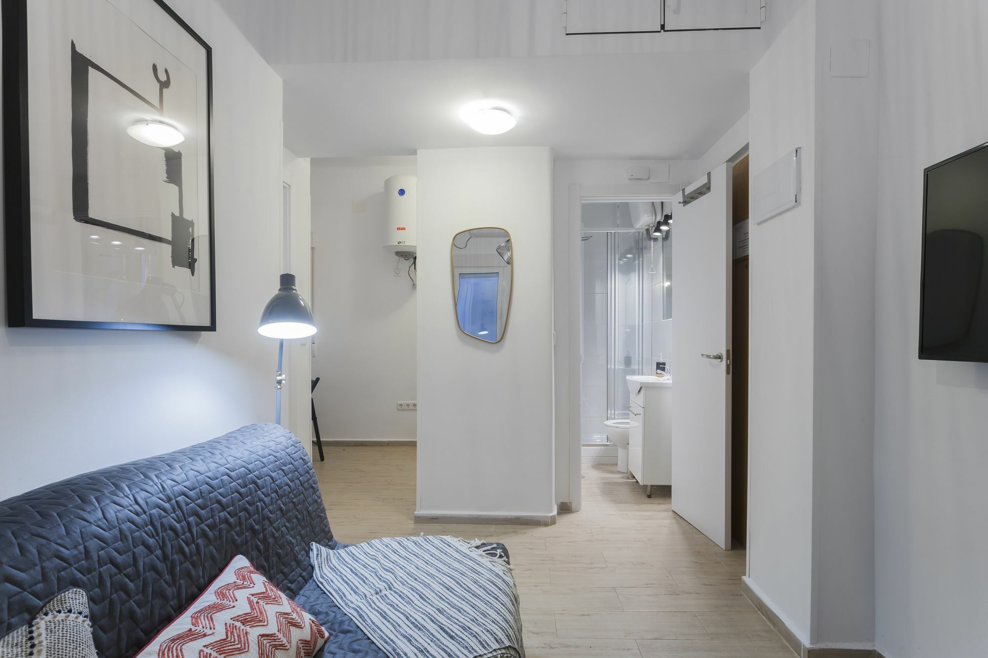Dobo Rooms Ronda De Segovia Madrid Exteriér fotografie