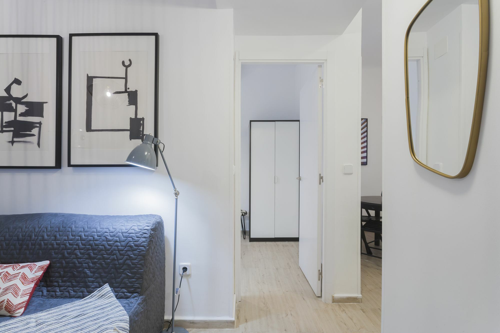 Dobo Rooms Ronda De Segovia Madrid Exteriér fotografie